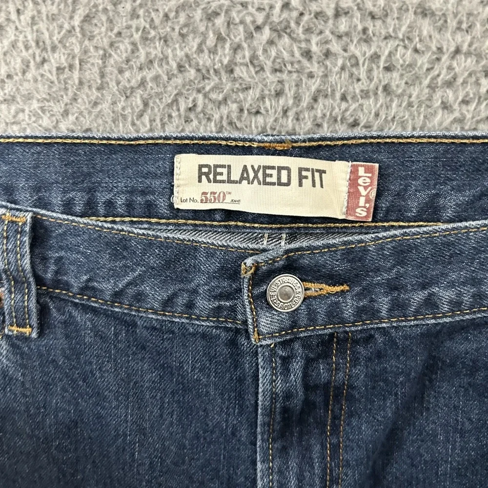 Levis Jeans Mens 42x30 Blue Denim 550 Relaxed Fit Tapered Cotton American Y2K